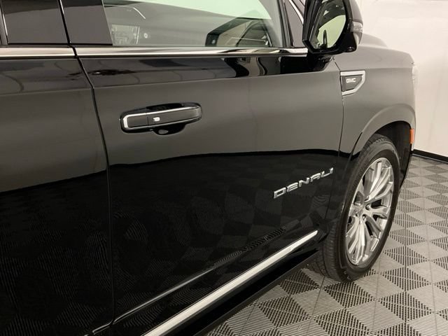 Used 2024 GMC Yukon Denali w/ Denali Reserve Package AWD/4WD image 7