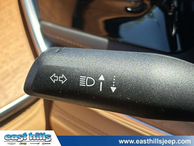 Certified 2024 Jeep Grand Cherokee Summit AWD/4WD image 43