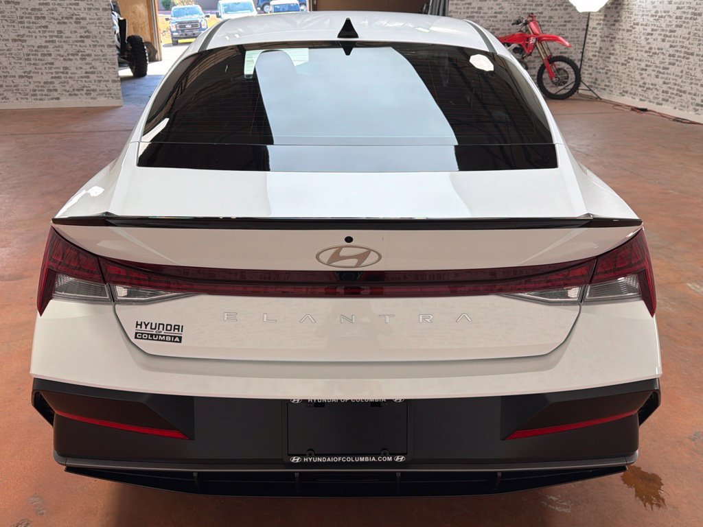 Certified 2026 Hyundai Elantra SEL Sport Premium FWD image 6