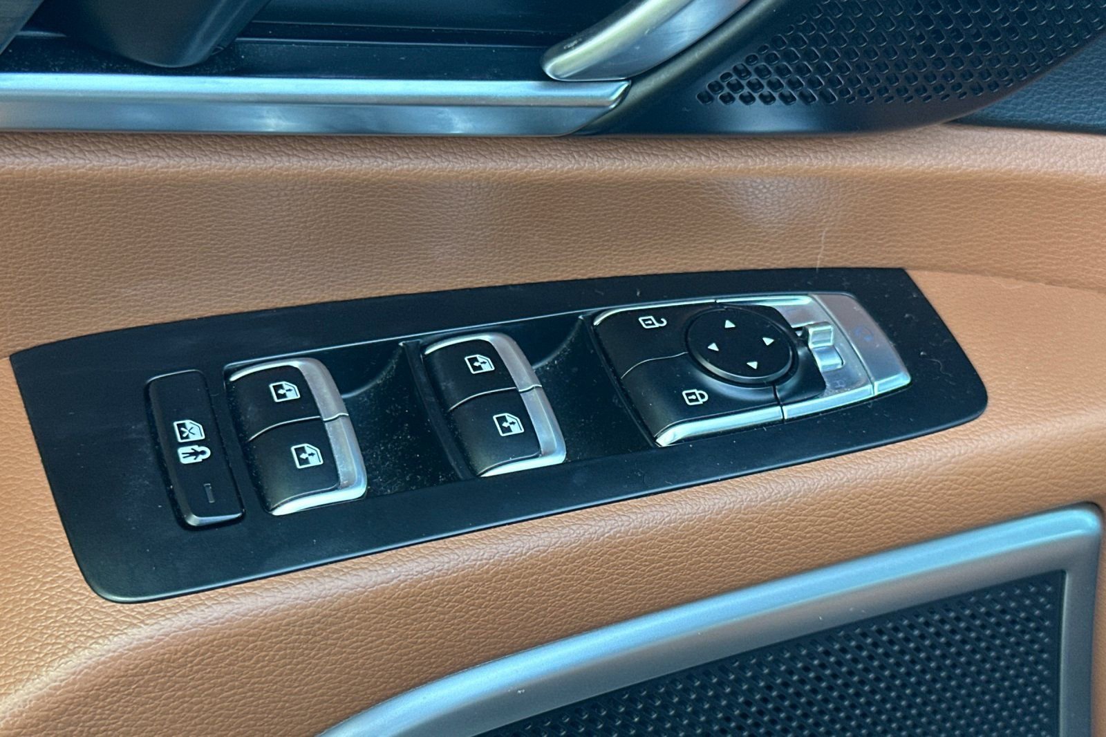 Used 2024 Kia Telluride EX X-Line image 13