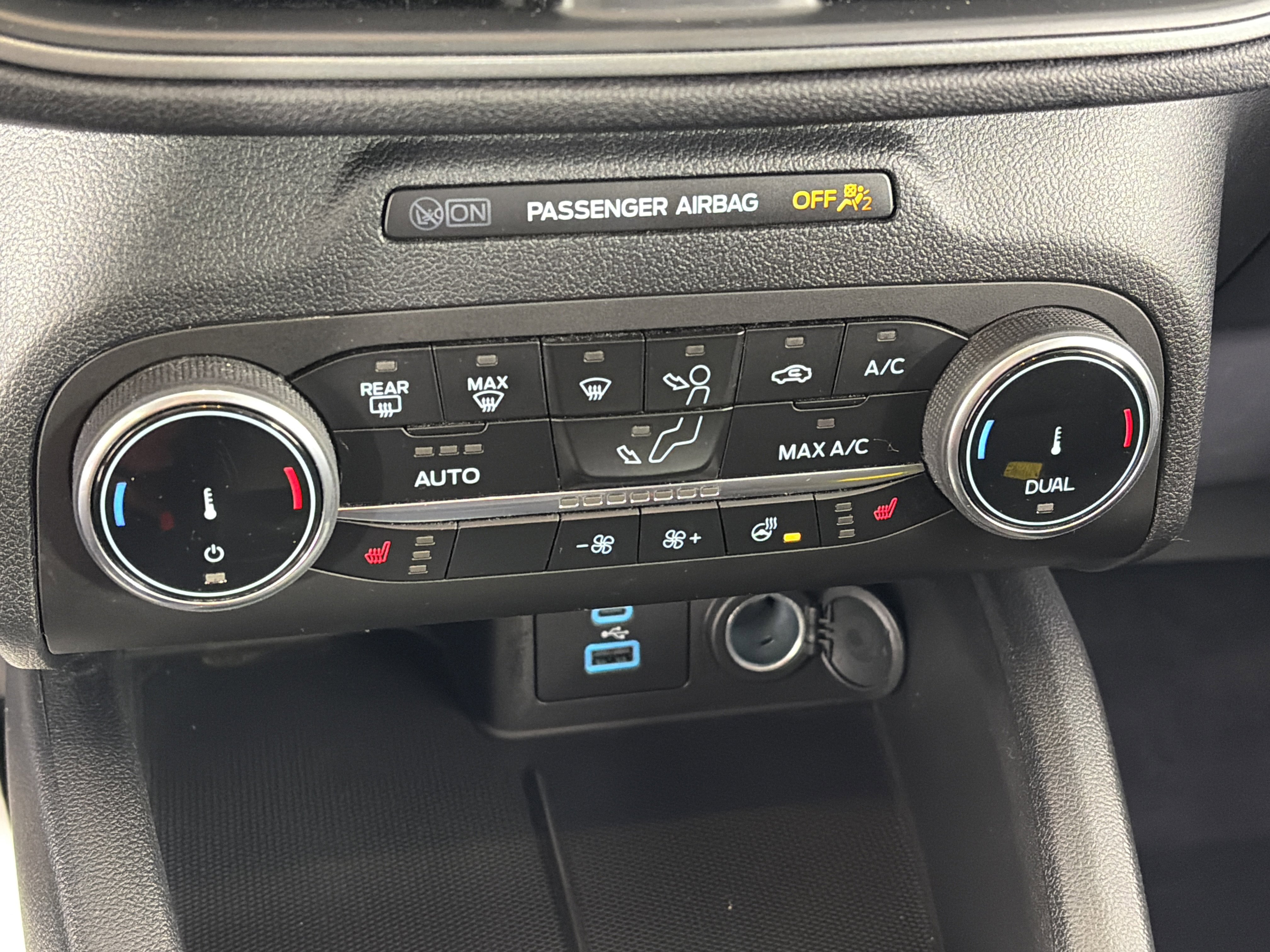 Used 2023 Ford Escape Active image 22