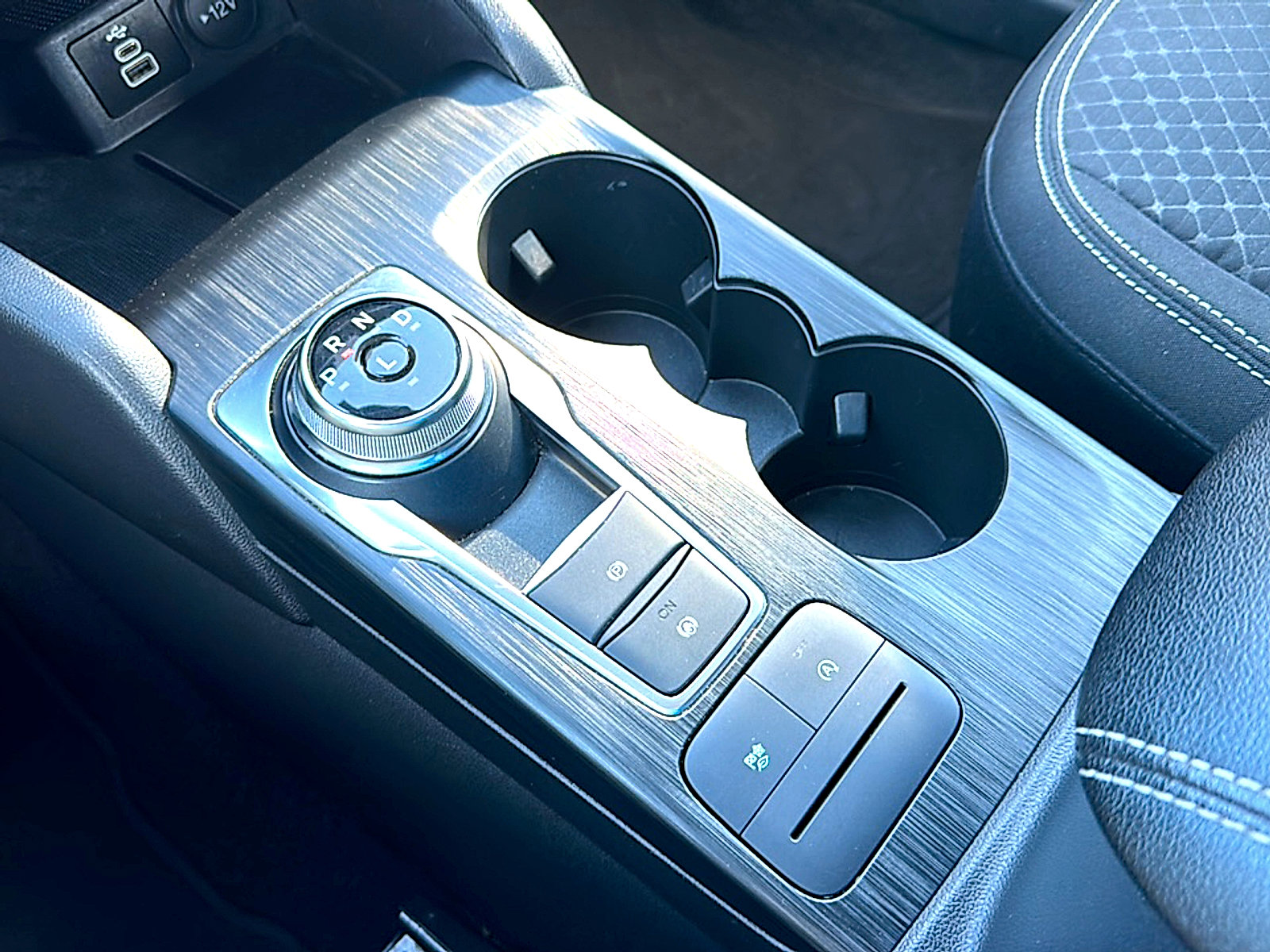 Used 2024 Ford Escape Active image 34