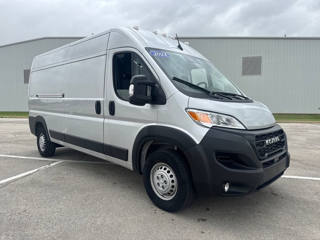 Used 2024 RAM ProMaster 2500 w/ Premium Convenience Group image 8