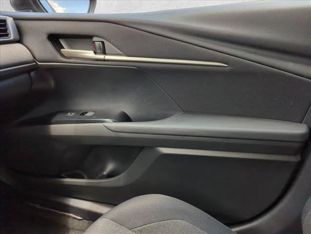 Used 2025 Toyota Camry LE FWD image 25