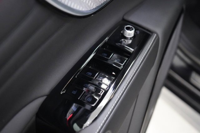 New 2025 Maserati Grecale GT image 17