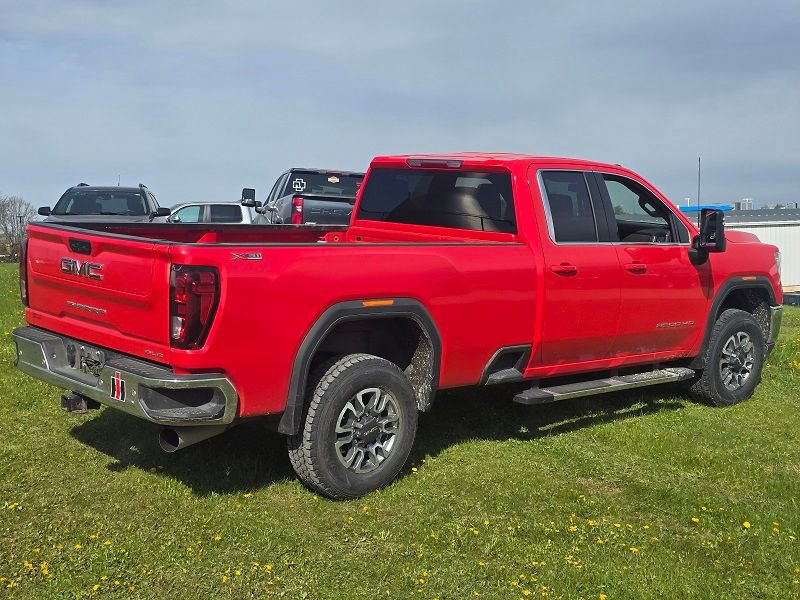 Used 2022 GMC Sierra 3500 SLE w/ SLE Convenience Package AWD/4WD image 3