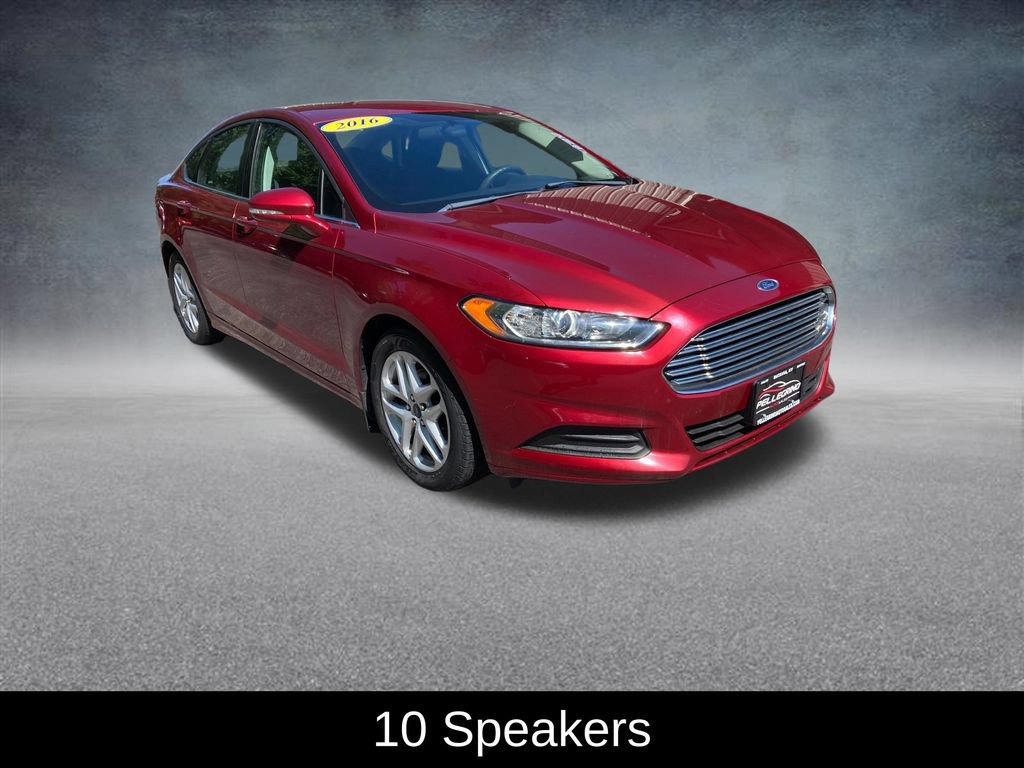 Used 2016 Ford Fusion SE FWD image 9