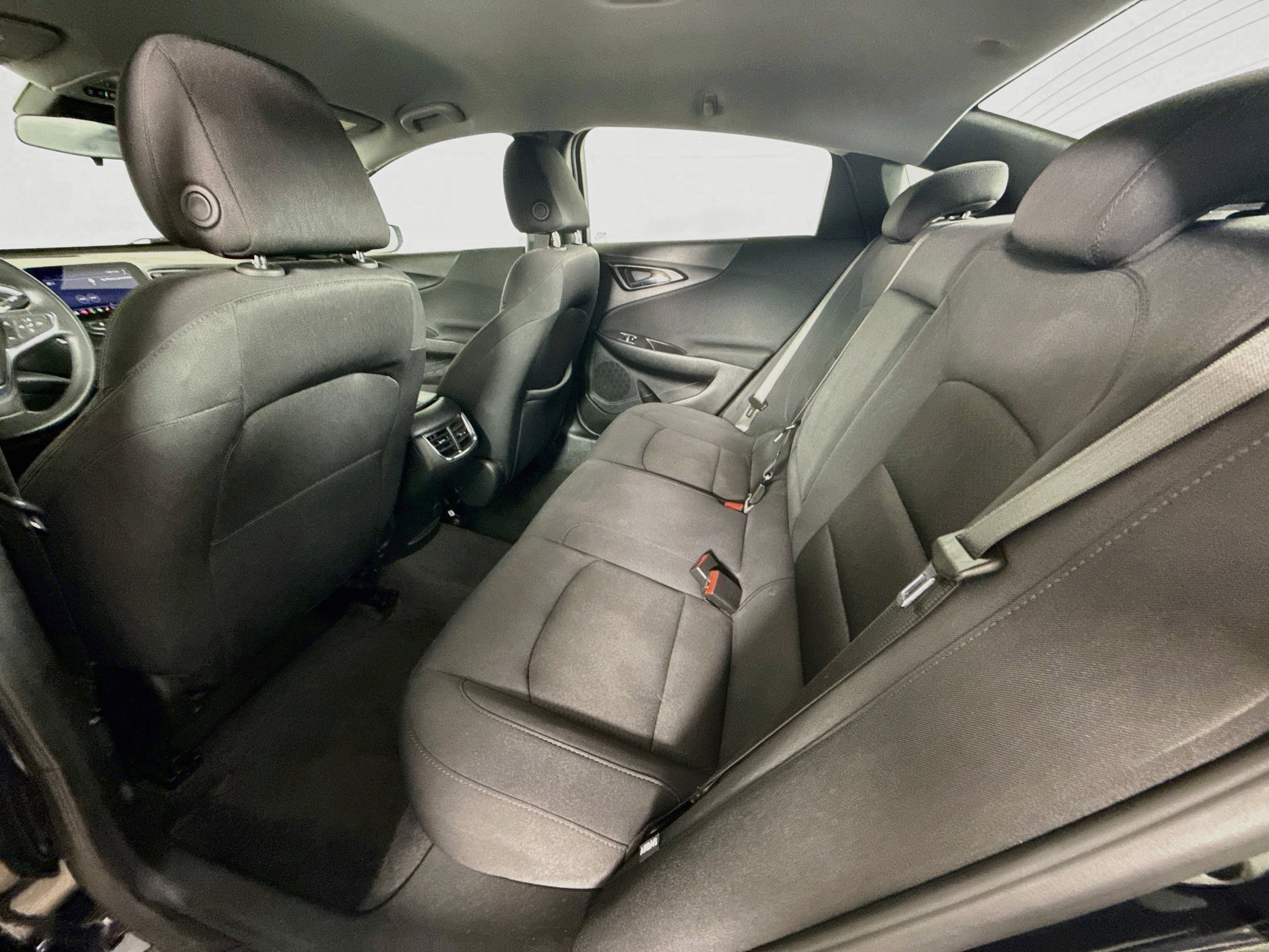 Used 2025 Chevrolet Malibu LT FWD image 25