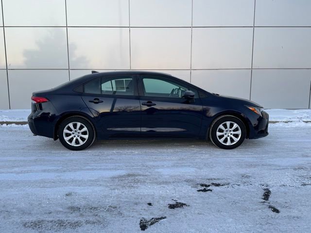 Used 2021 Toyota Corolla LE w/ Carpet Mat Package (TMS) image 33