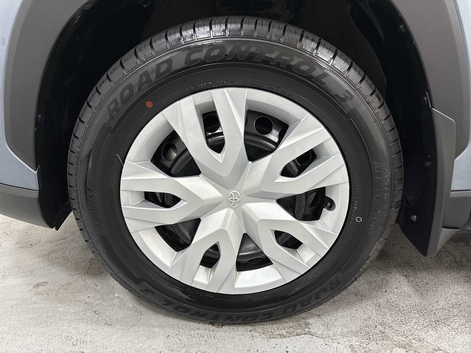 Certified 2022 Toyota Corolla Cross L AWD/4WD image 10