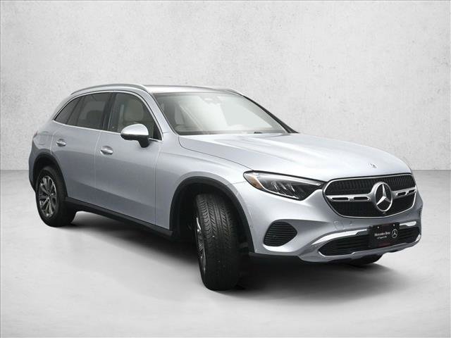 Certified 2025 Mercedes-Benz GLC 300 4MATIC image 4