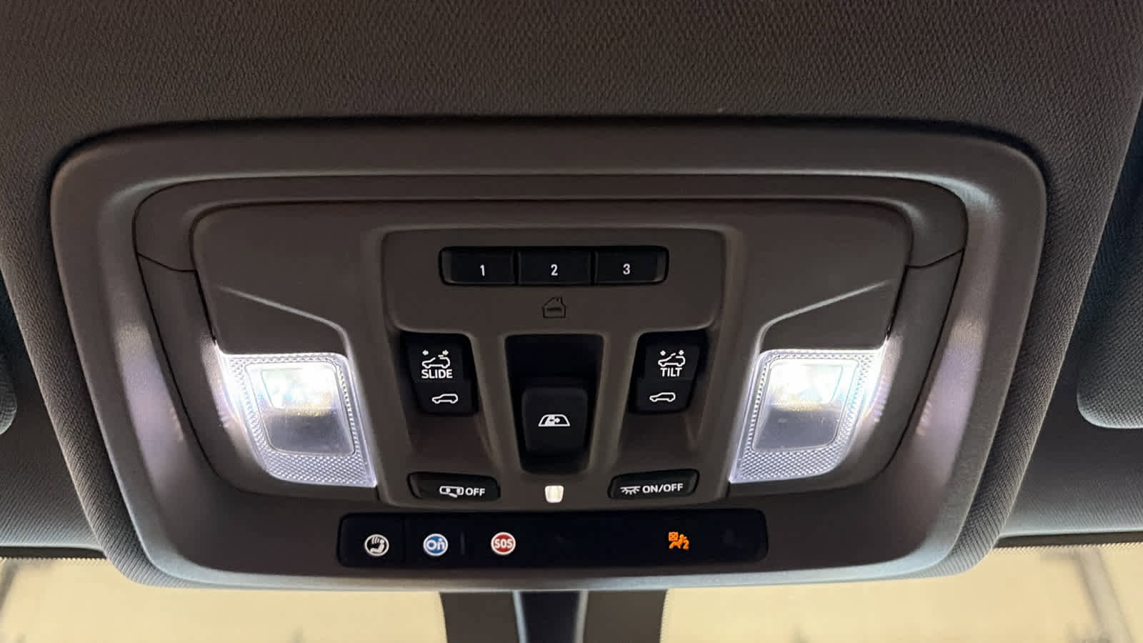 Used 2022 Chevrolet Silverado 2500 LTZ w/ LTZ Plus Package image 21