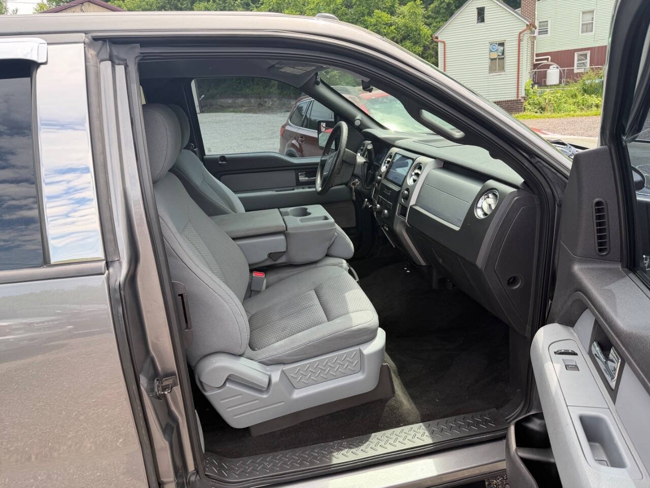 Used 2013 Ford F150 XLT w/ XTR Pkg AWD/4WD image 25