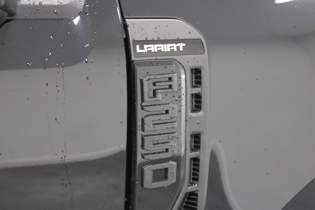 New 2026 Ford F250 Lariat w/ Black Appearance Package image 12