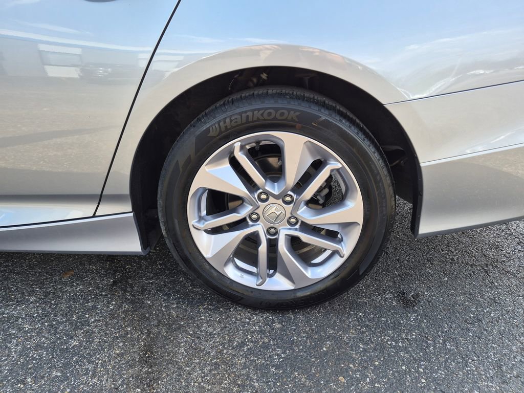 Used 2019 Honda Accord LX image 30