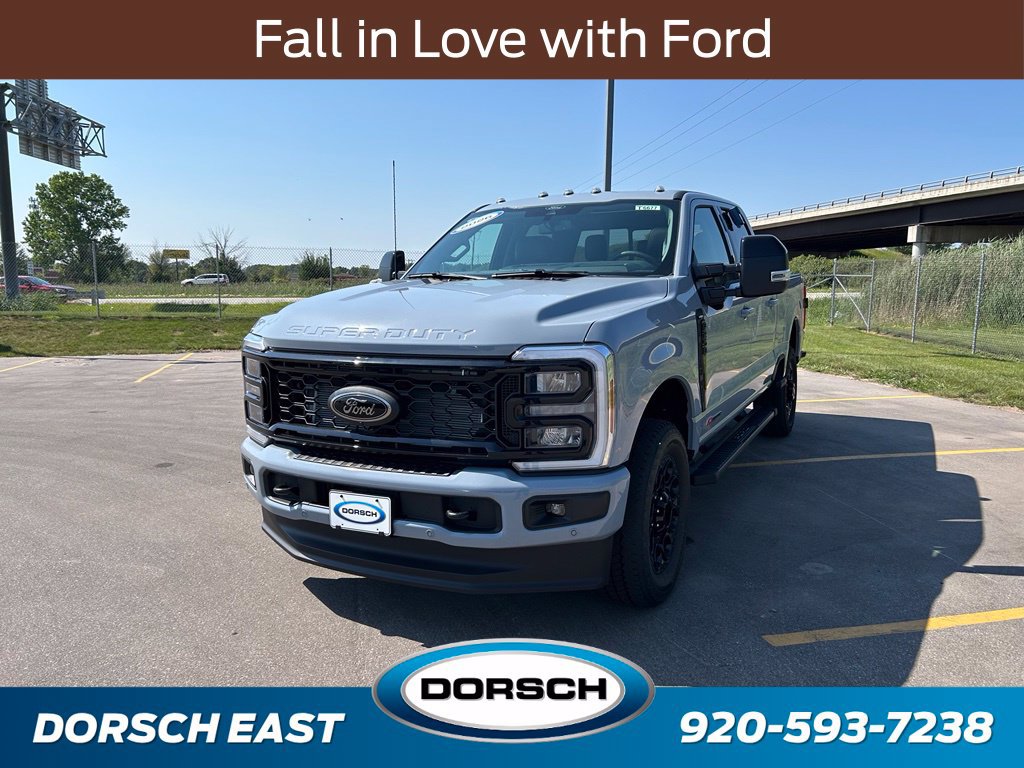 New 2026 Ford F250 Lariat w/ Black Appearance Package