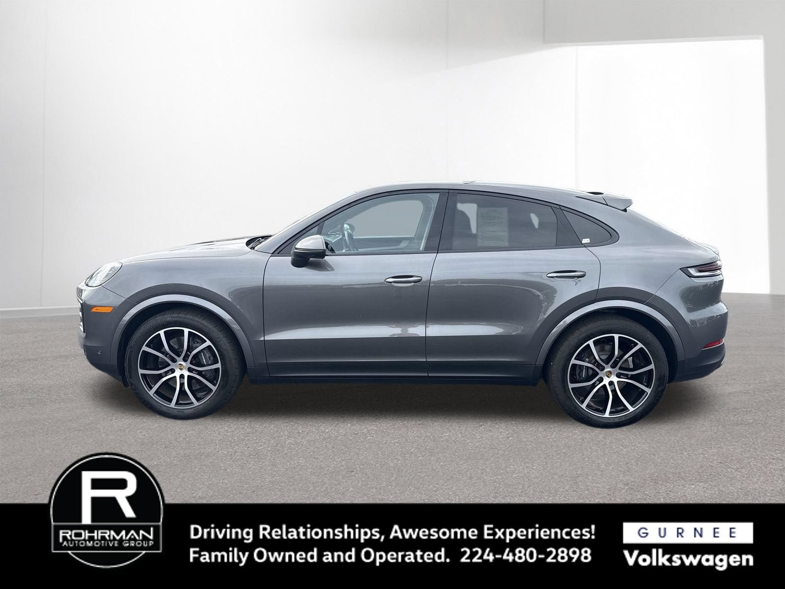 Used 2024 Porsche Cayenne Coupe AWD/4WD image 5