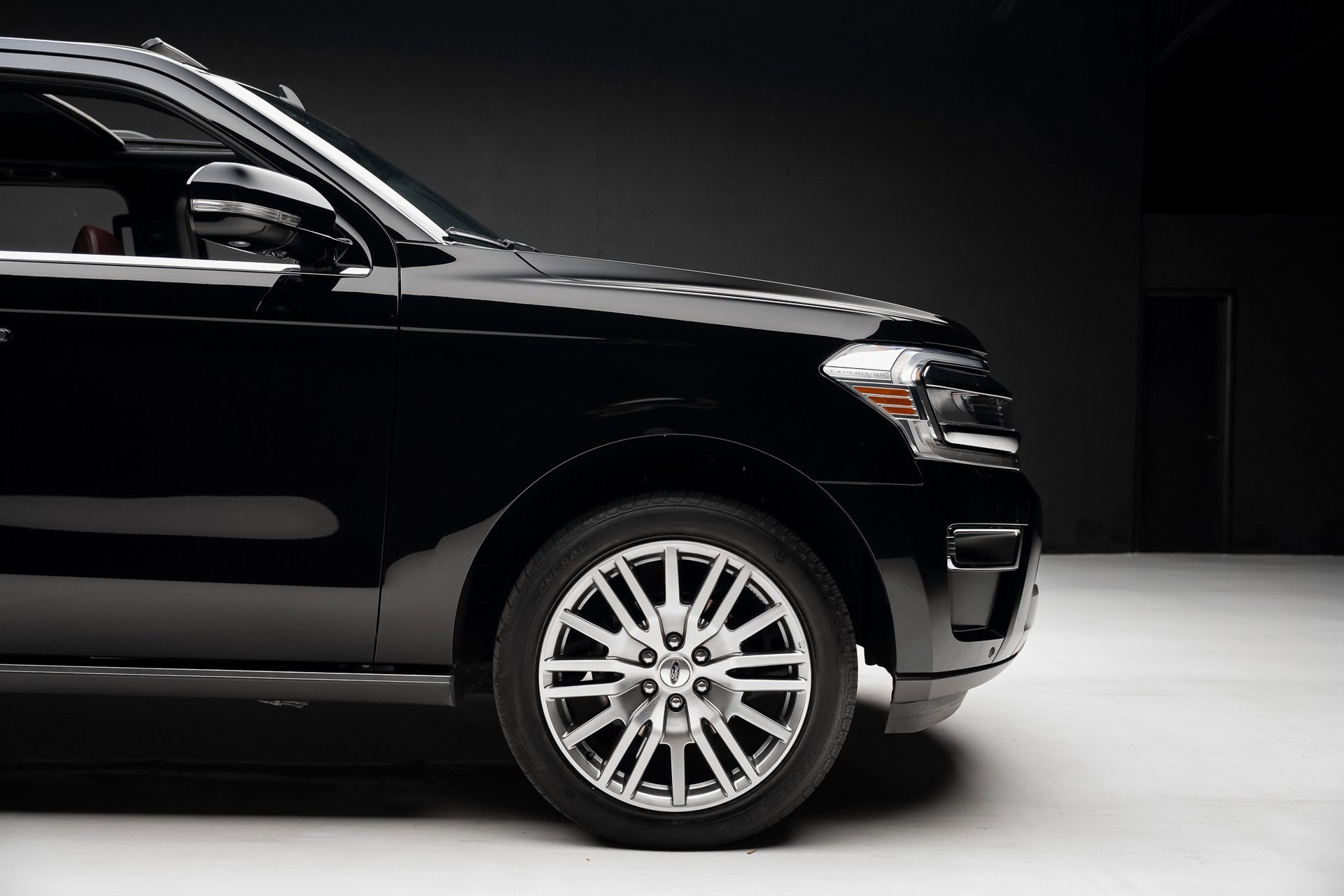 Used 2024 Ford Expedition Max Limited image 34