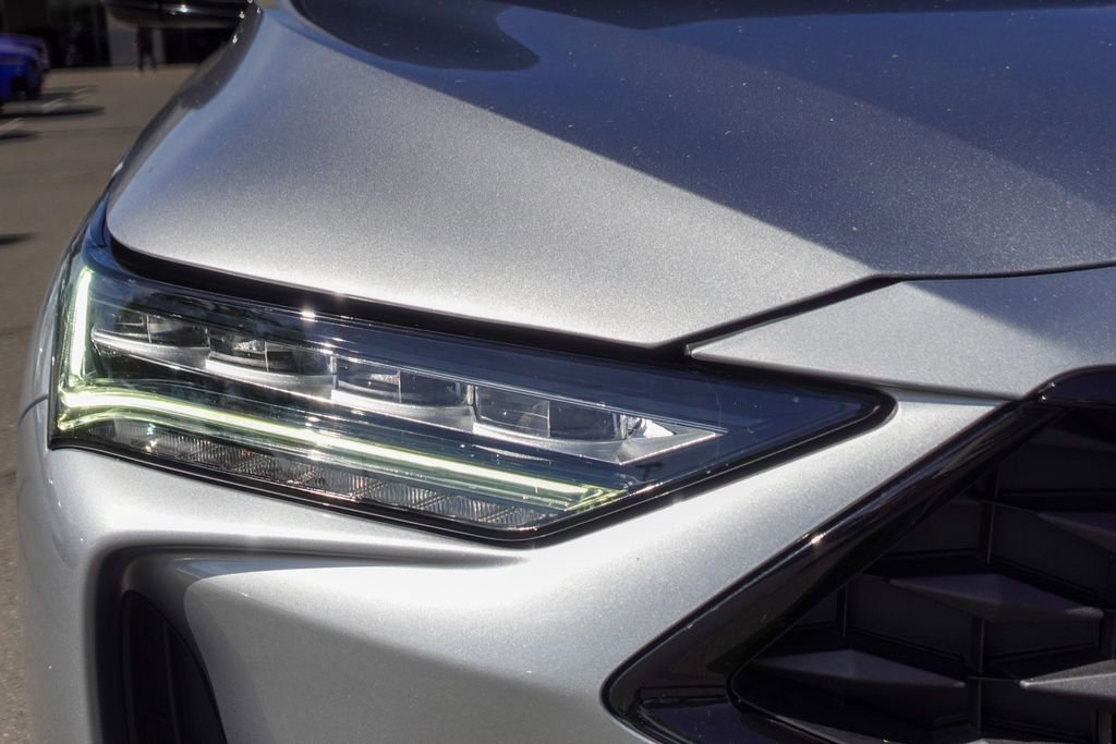 Certified 2023 Acura MDX A-Spec image 3