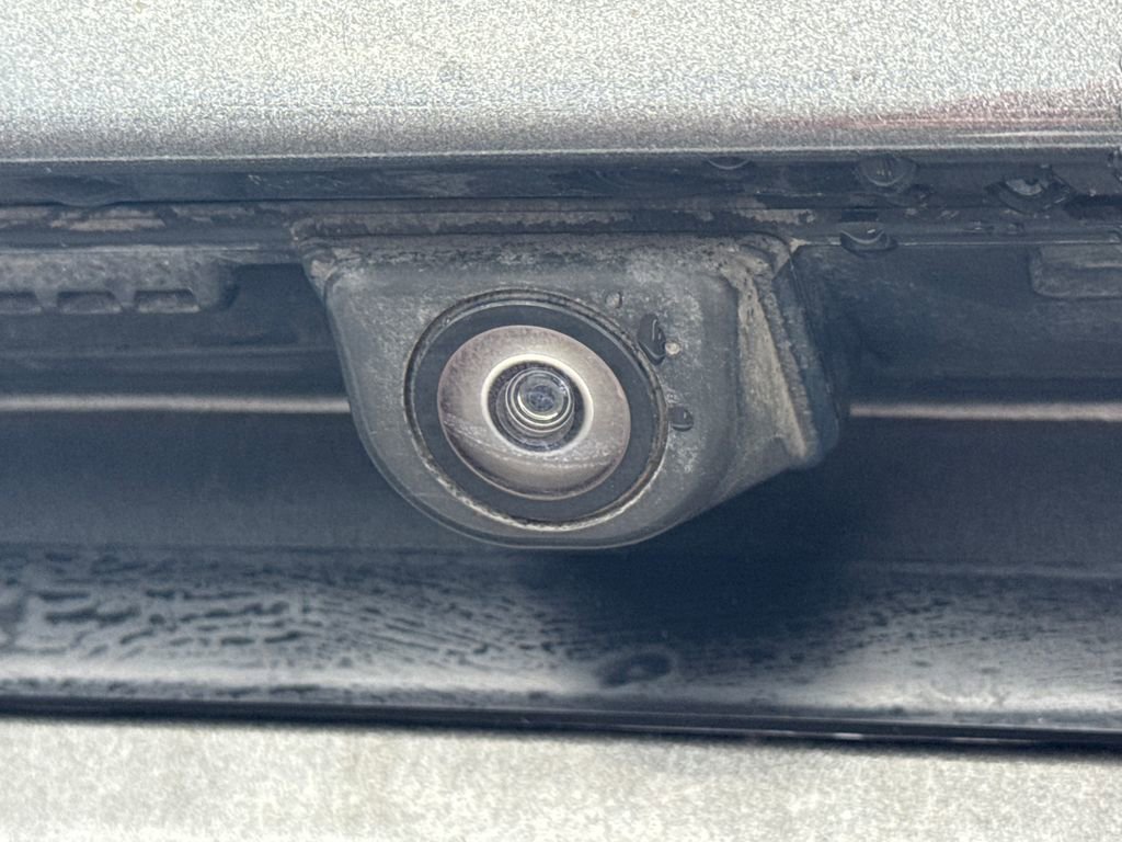 Used 2018 Ford Focus Titanium FWD image 37