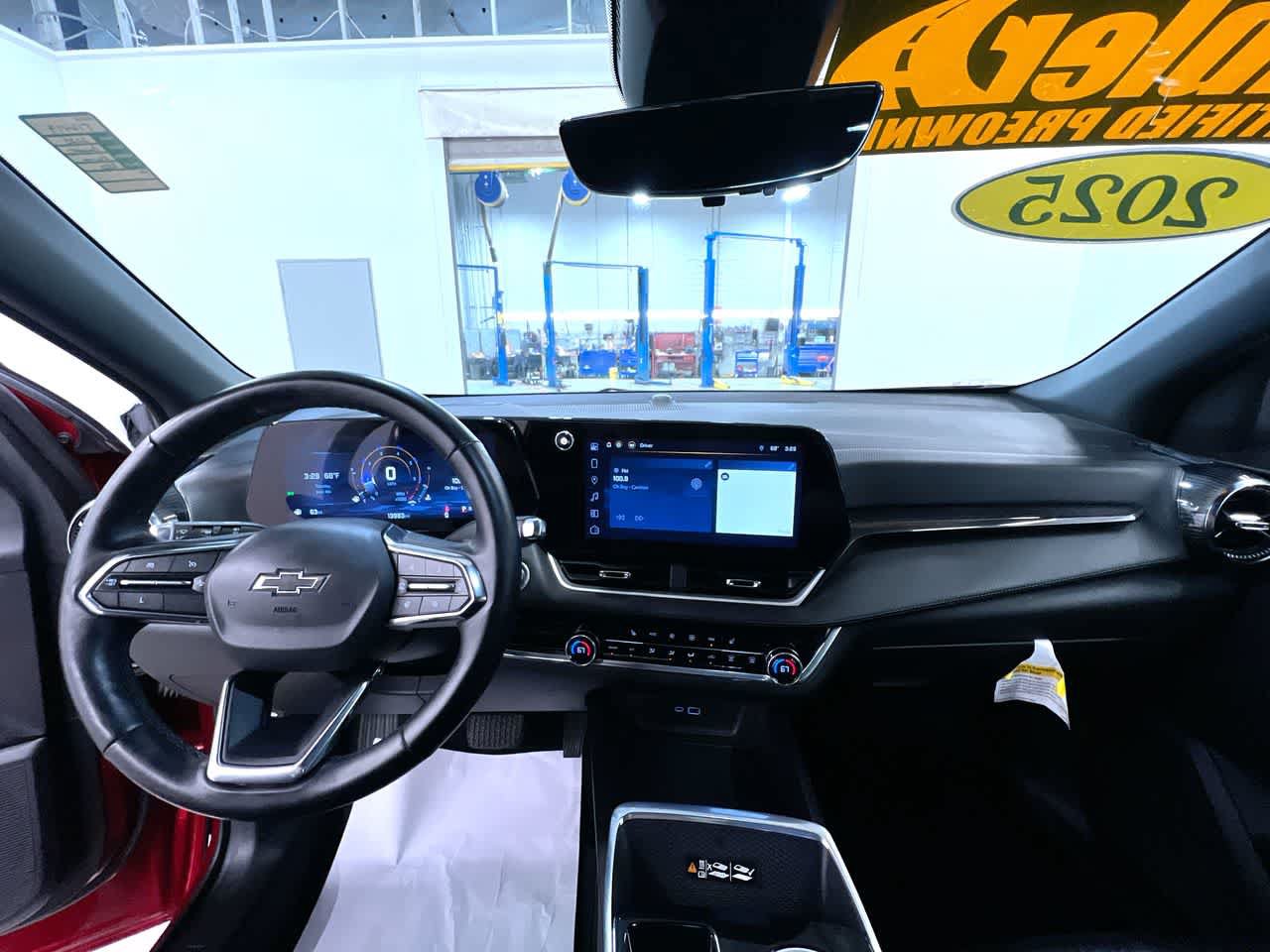 Used 2025 Chevrolet Equinox LT w/ Convenience Package II FWD image 22