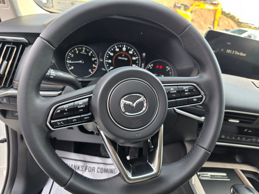 New 2025 MAZDA CX-90 3.3 Turbo w/ Preferred Package image 13