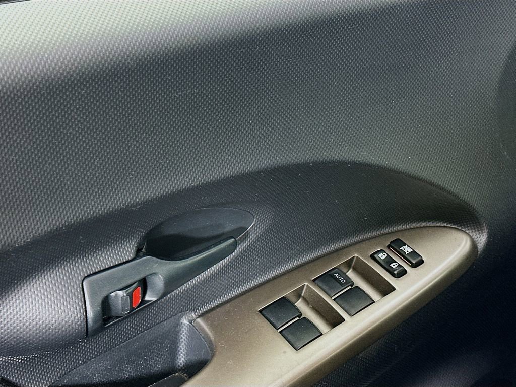 Used 2013 Scion xD image 21