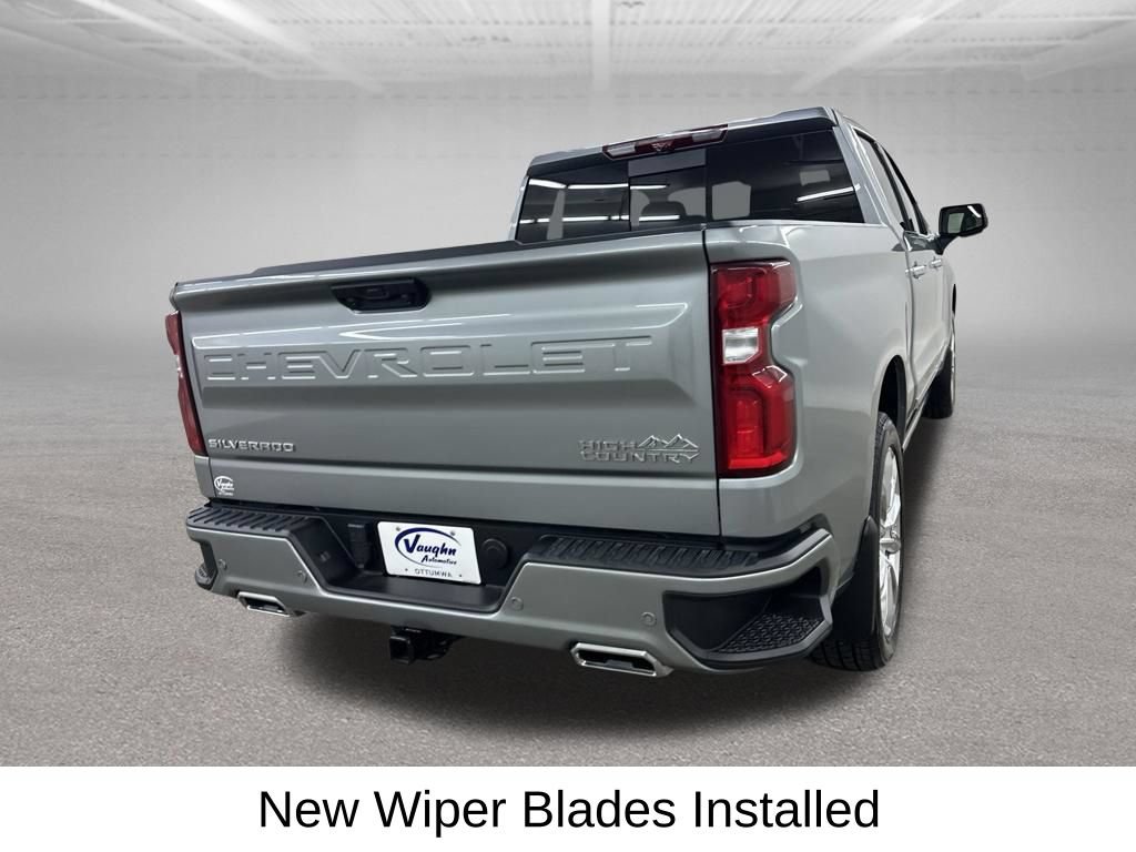 Used 2025 Chevrolet Silverado 1500 High Country w/ High Country Premium Package AWD/4WD image 12