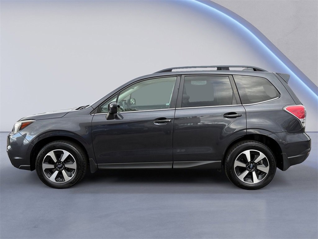 Used 2017 Subaru Forester 2.5i Limited image 6