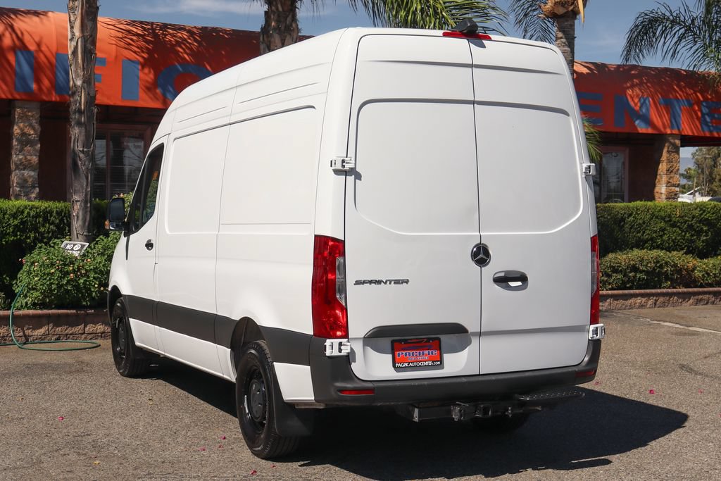 Used 2025 Mercedes-Benz Sprinter 2500 image 6