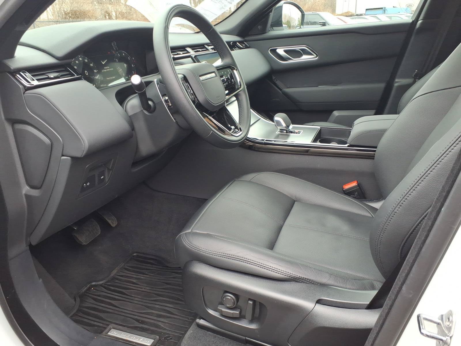 Certified 2026 Land Rover Range Rover Velar S AWD/4WD image 17