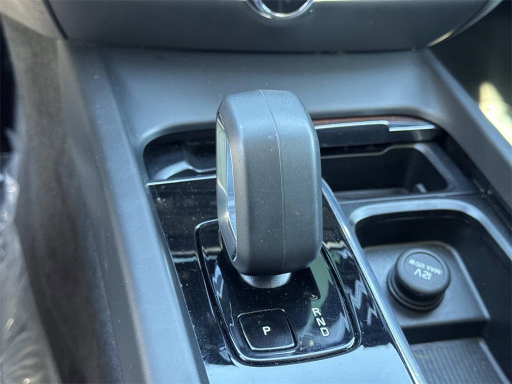 Used 2024 Volvo S60 B5 Plus image 17