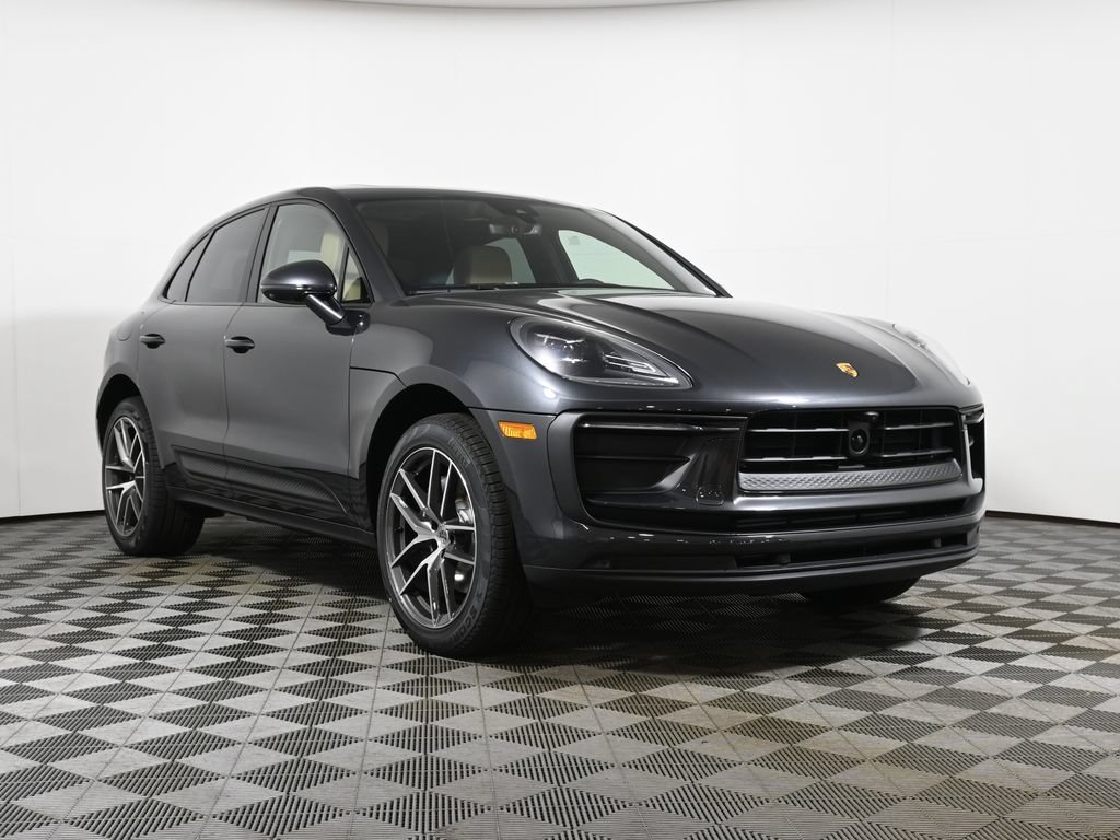 New 2026 Porsche Macan AWD/4WD image 9