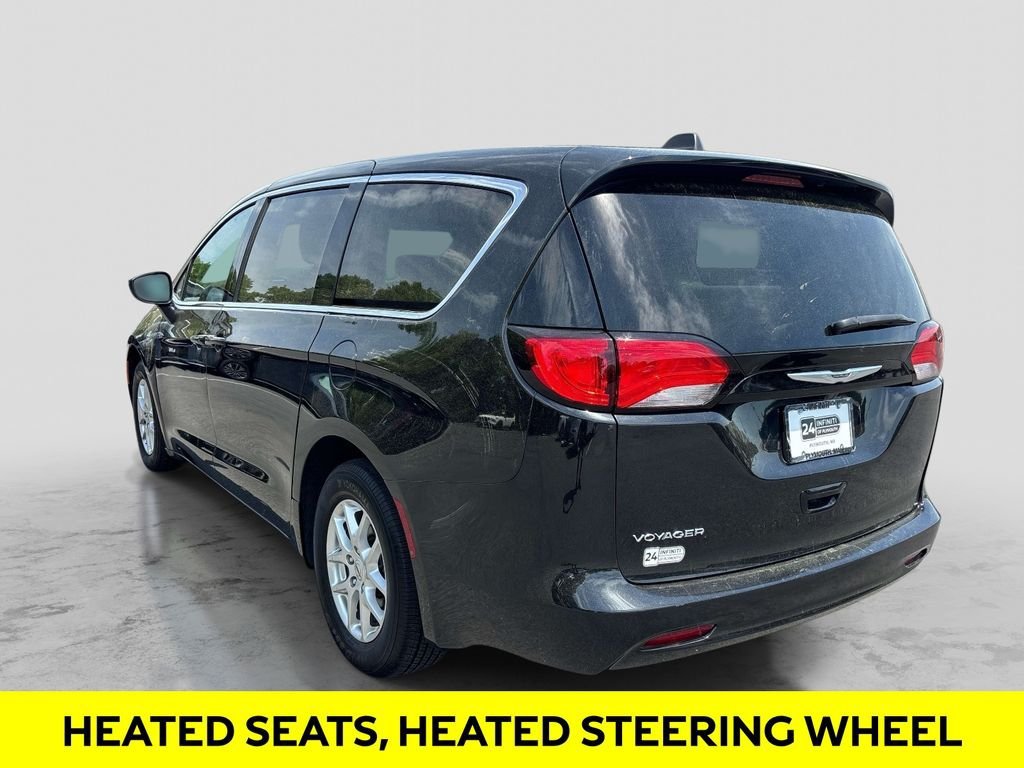 Used 2023 Chrysler Voyager LX w/ Fleet Security Group FWD image 3