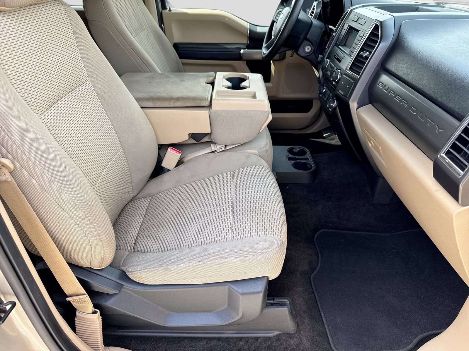 Used 2017 Ford F250 XLT AWD/4WD image 23
