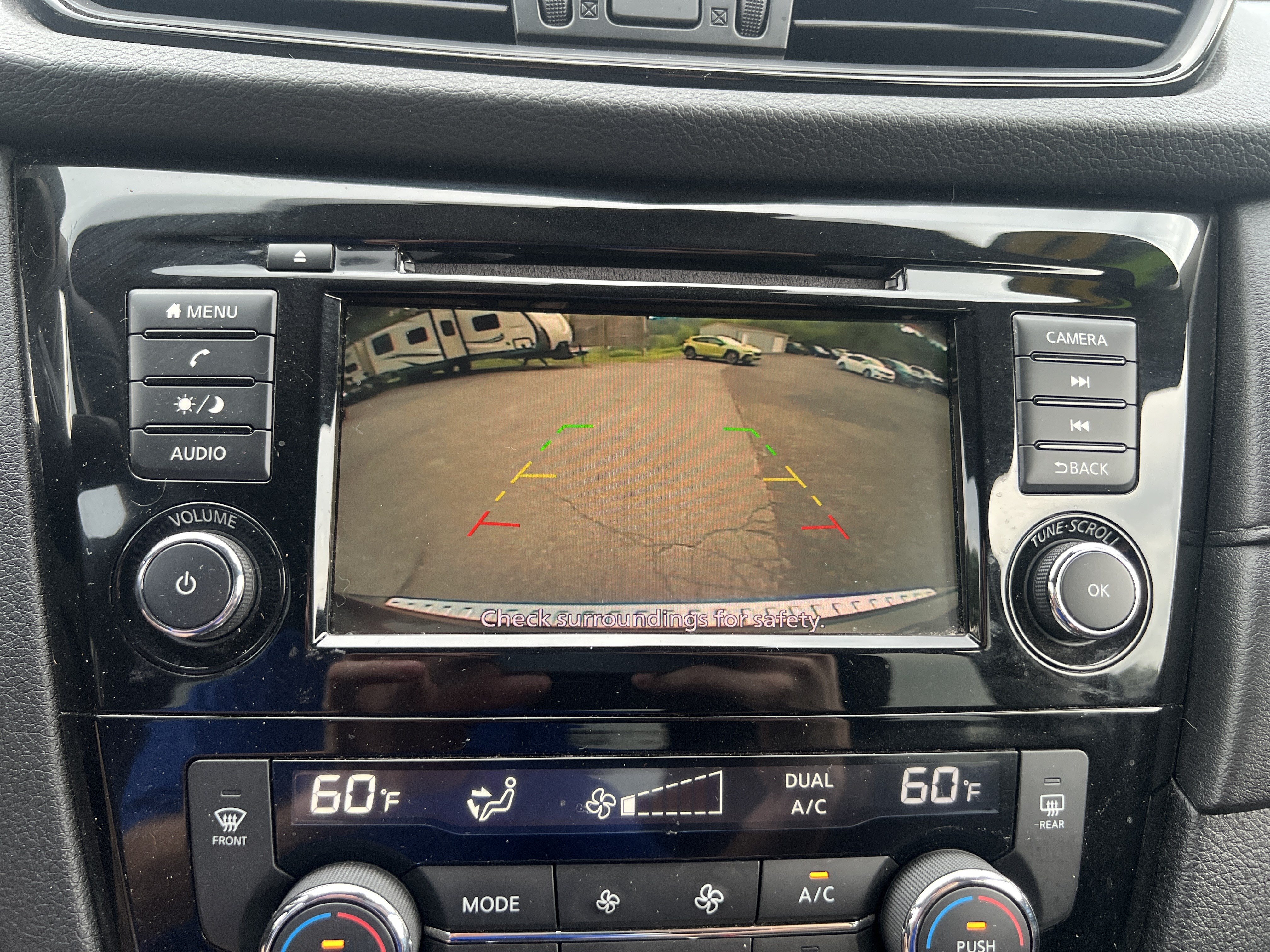 Used 2019 Nissan Rogue SV AWD/4WD image 26
