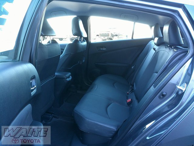 Certified 2022 Toyota Prius Prime Limited image 25