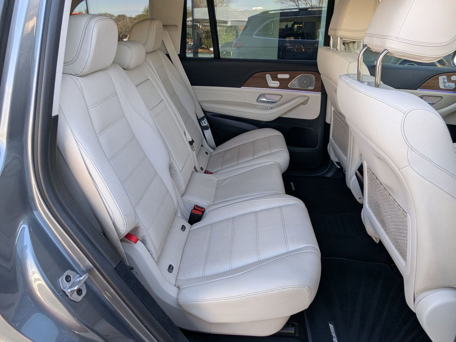 Used 2022 Mercedes-Benz GLS 450 4MATIC image 23