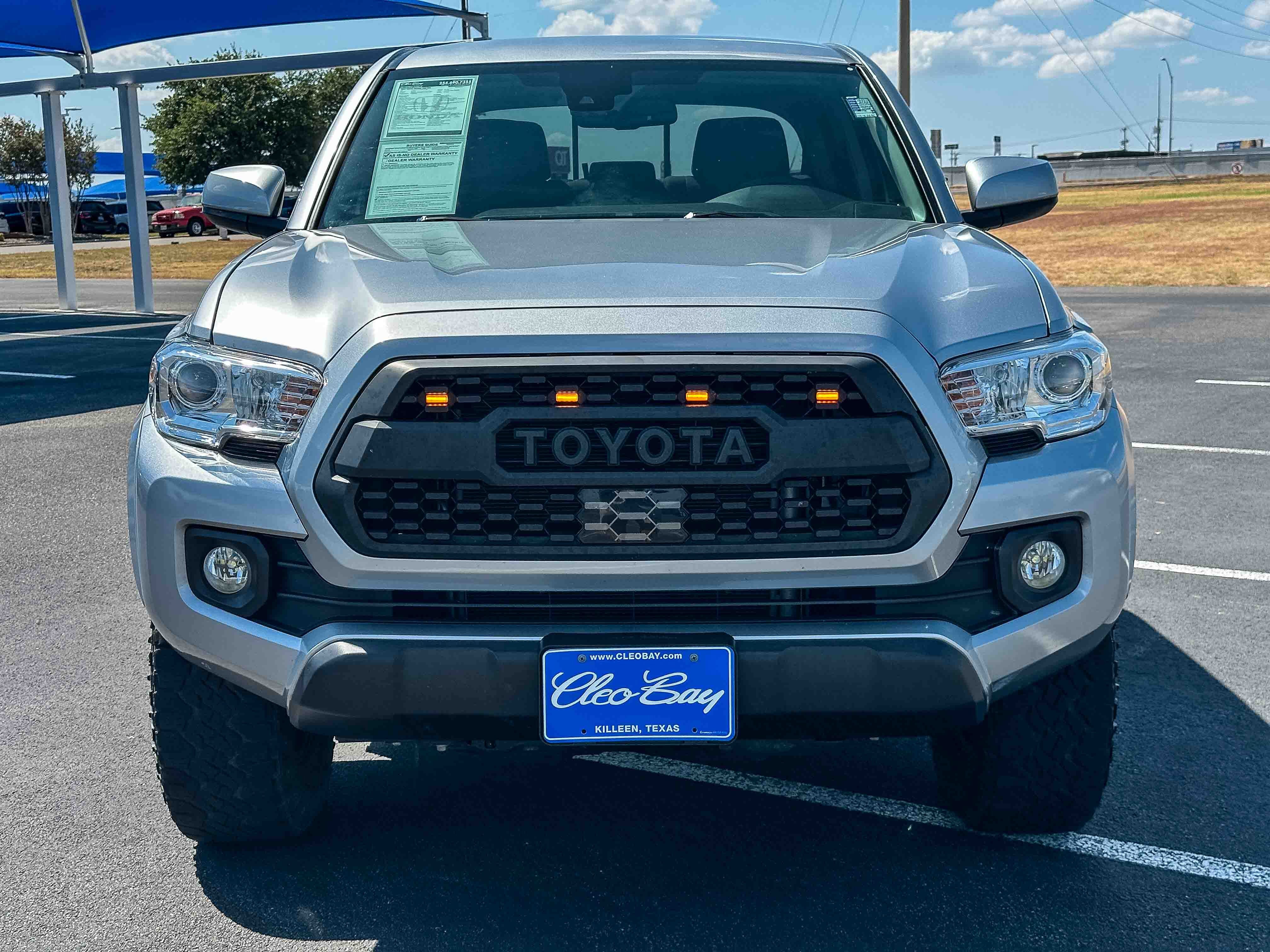 Used 2022 Toyota Tacoma SR5 RWD image 11