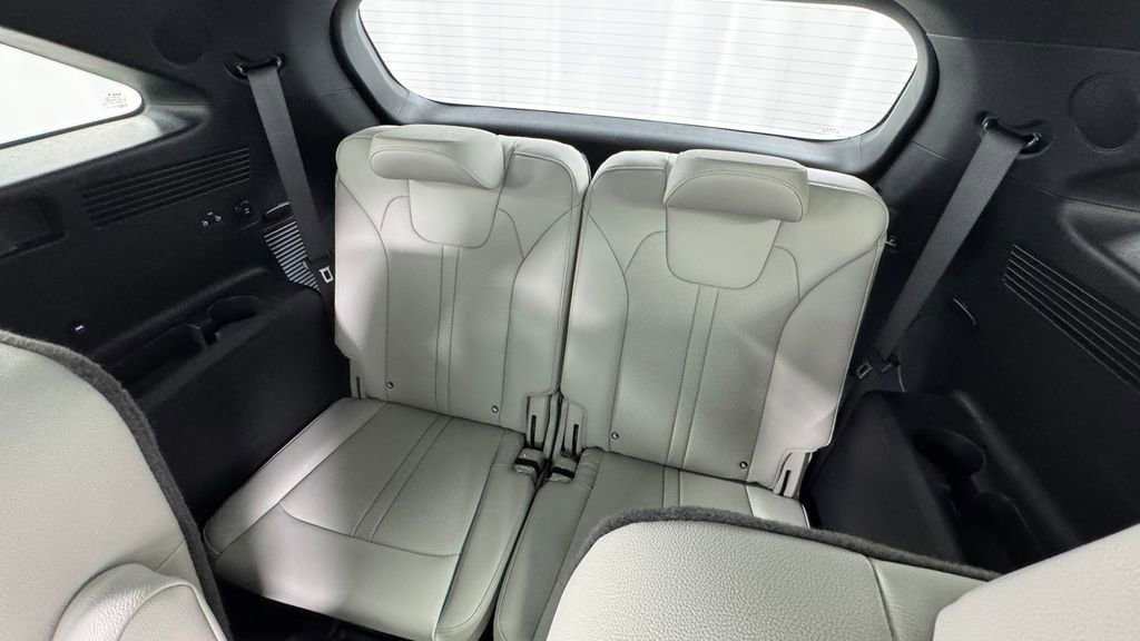 New 2026 Kia Sorento SX Prestige AWD/4WD image 15