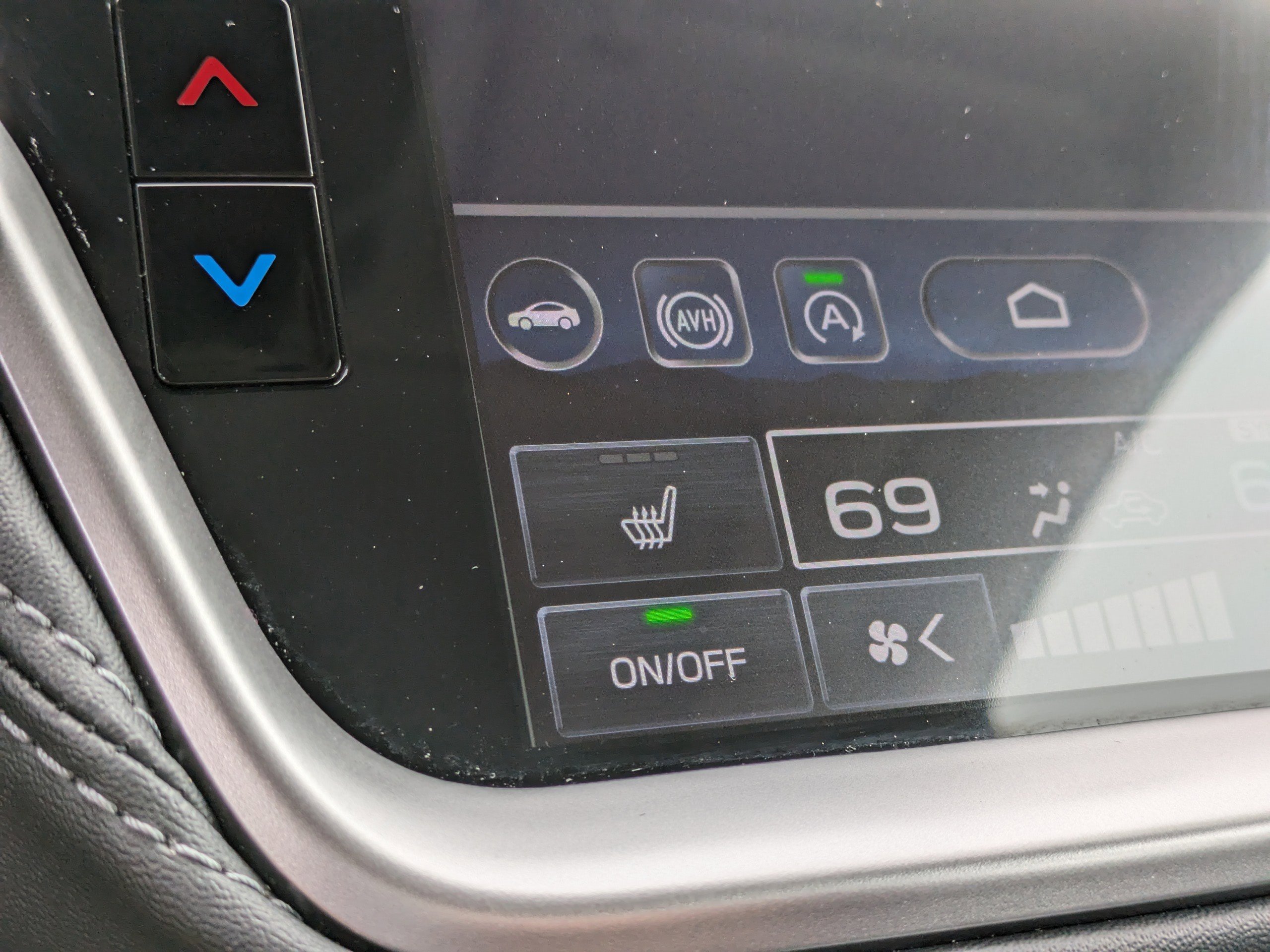 Certified 2025 Subaru Legacy Limited image 28