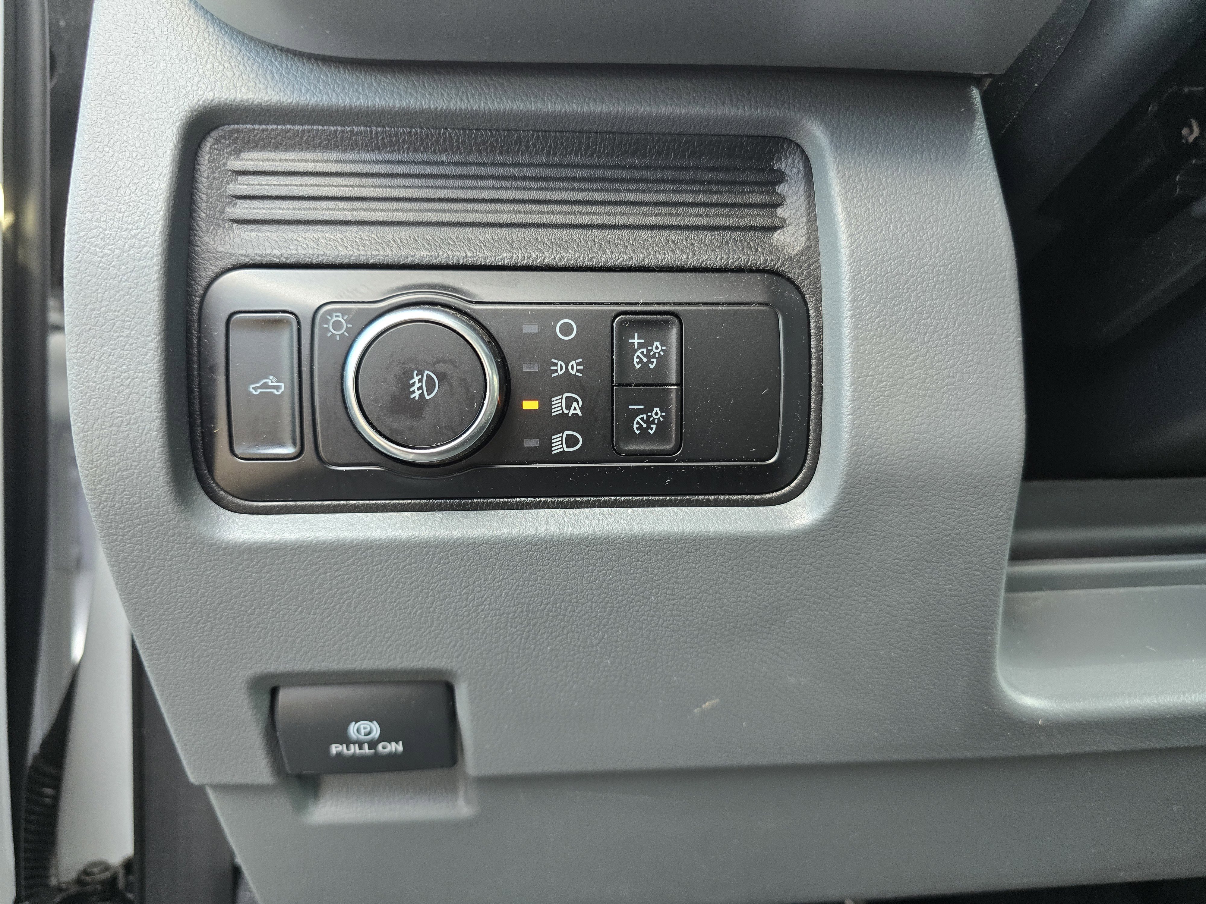 Used 2023 Ford F350 XL w/ STX Appearance Package AWD/4WD image 18