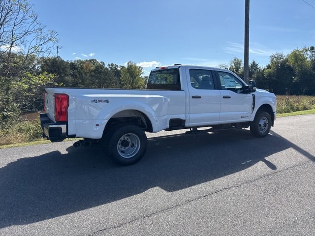 New 2026 Ford F350 XL image 4