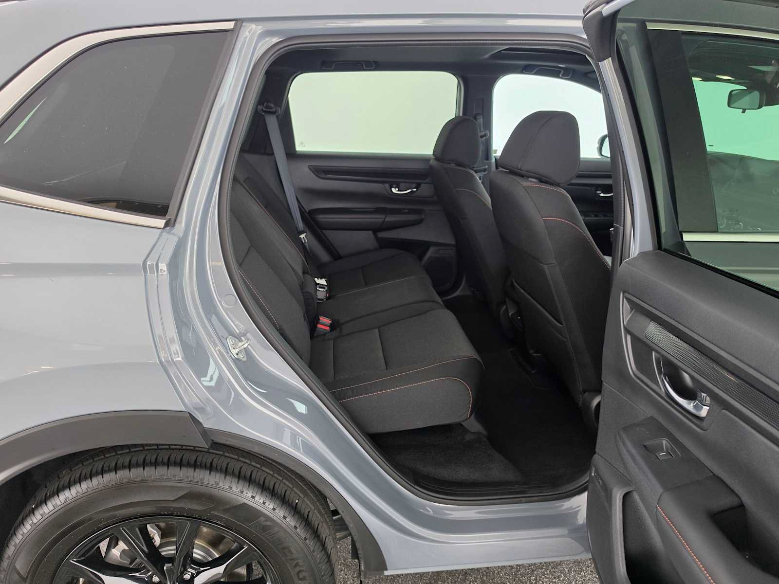 Used 2025 Honda CR-V Sport image 12