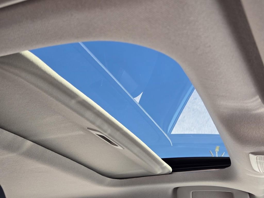 New 2026 Nissan Sentra SR w/ SR Premium Package image 10