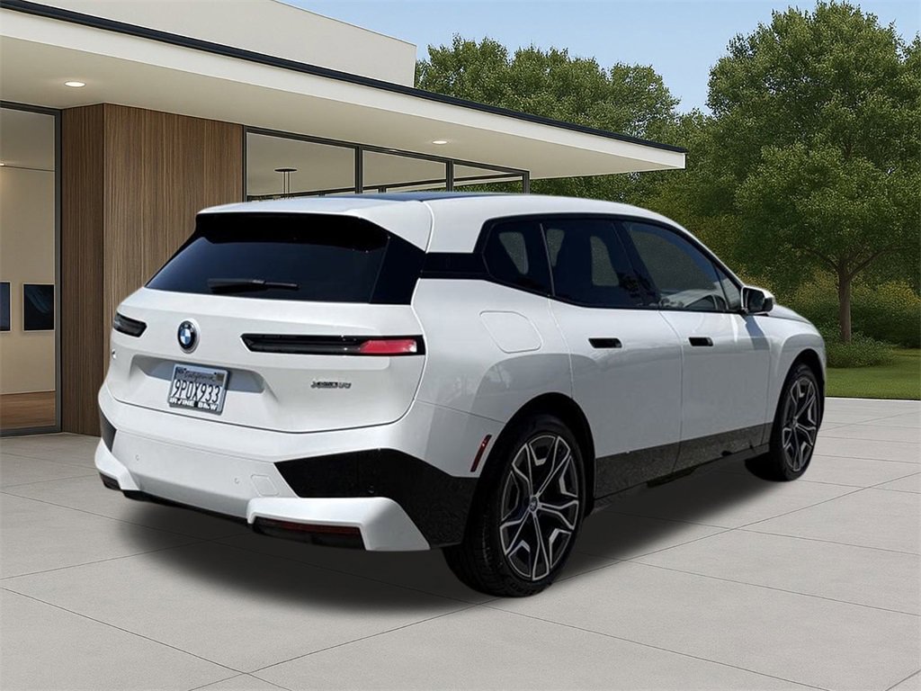 Used 2025 BMW iX xDrive50 w/ Sport Package image 6