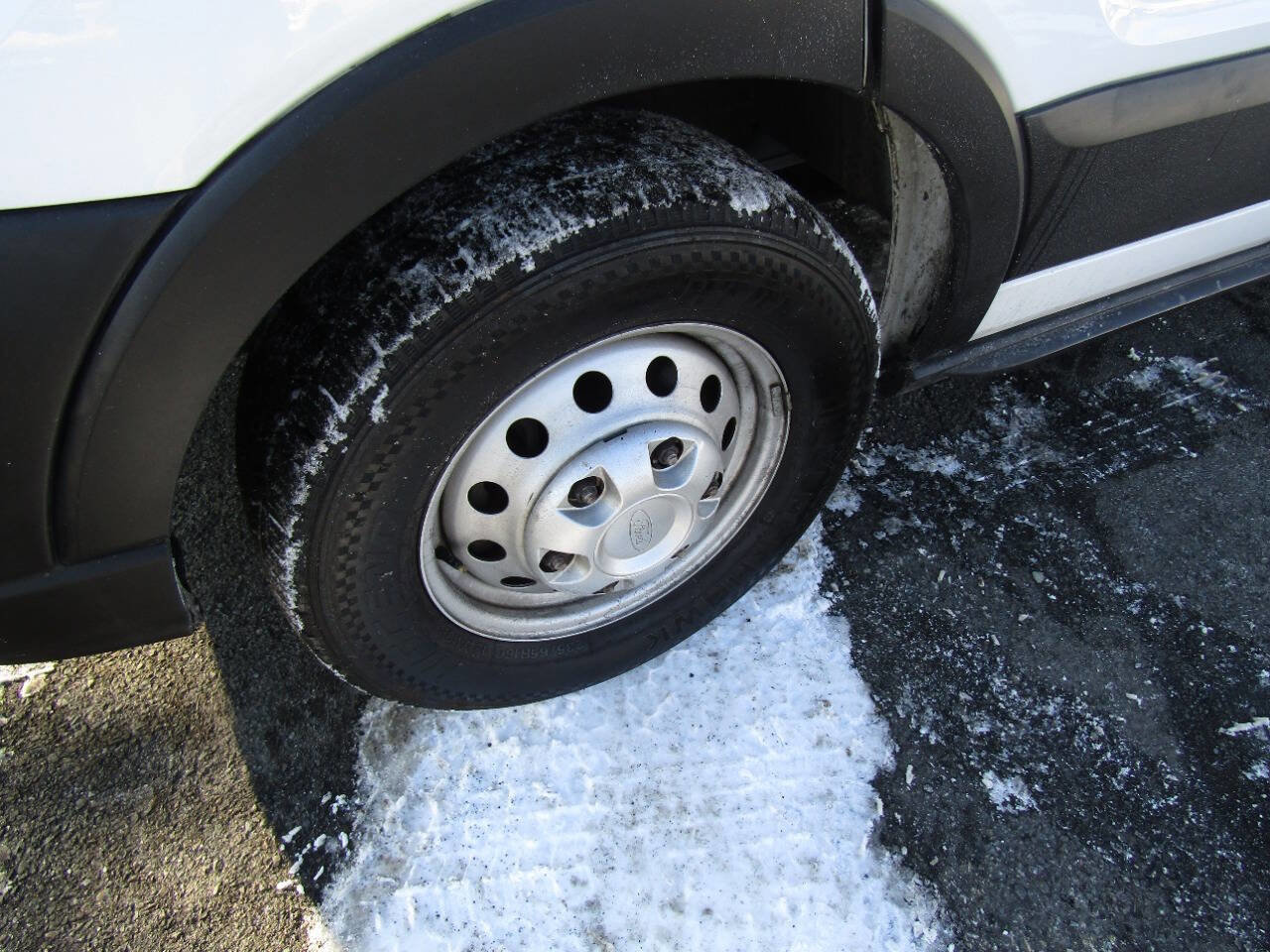 Used 2022 Ford Transit 250 250 AWD 3dr LWB Medium Roof Ca image 29