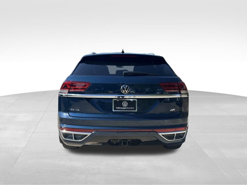 Used 2021 Volkswagen Atlas Cross Sport SE w/ V6 Towing Package FWD image 4