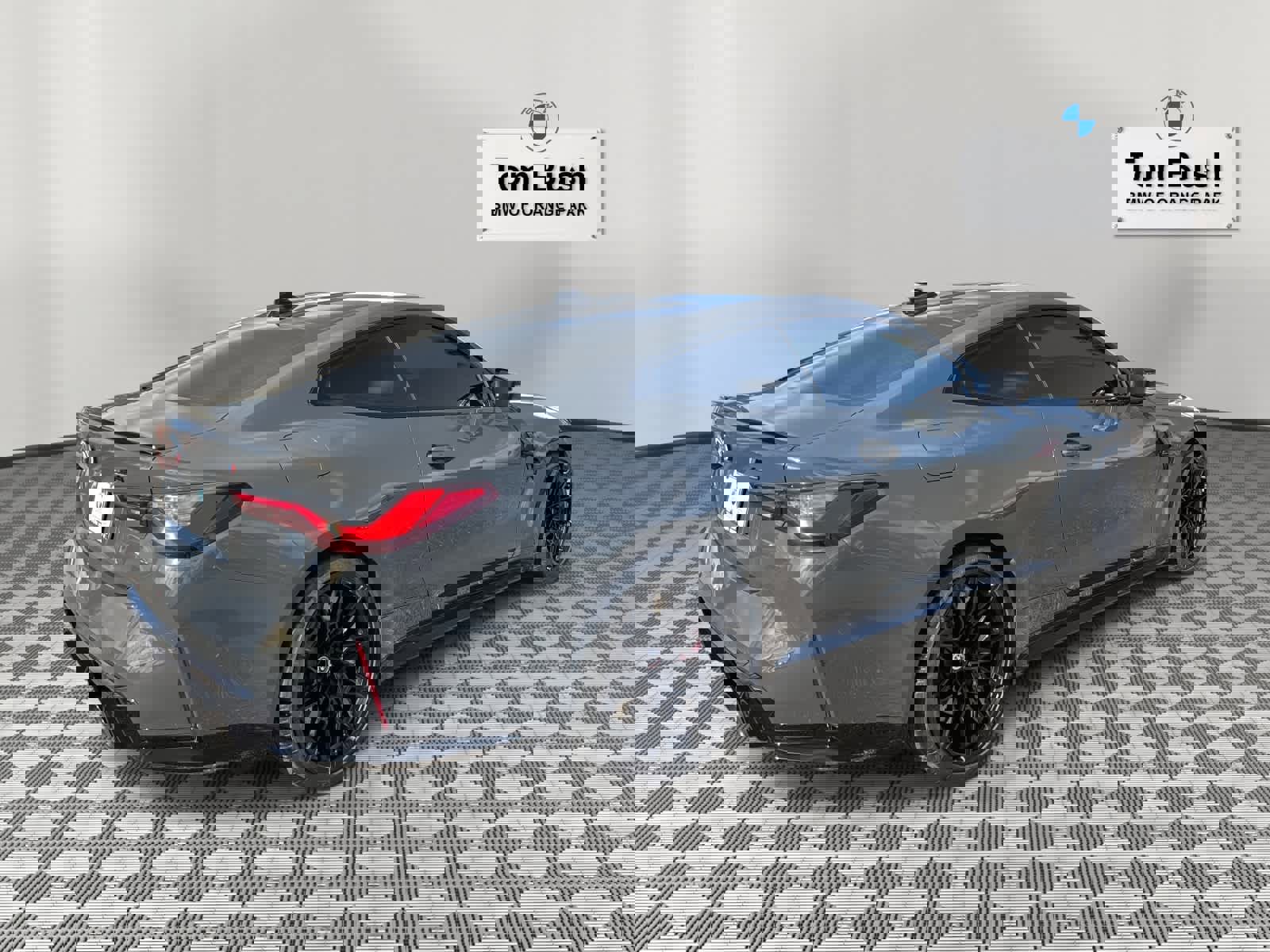 Certified 2023 BMW M4 xDrive Competition w/ Executive Package image 5