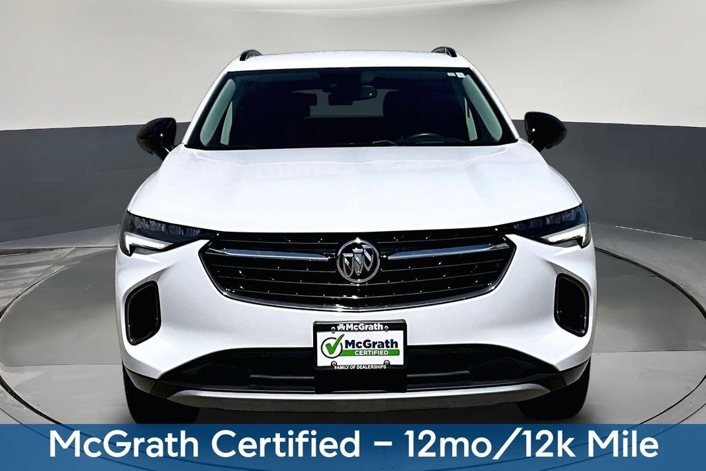 Used 2022 Buick Envision Essence w/ Technology Package I AWD/4WD image 2